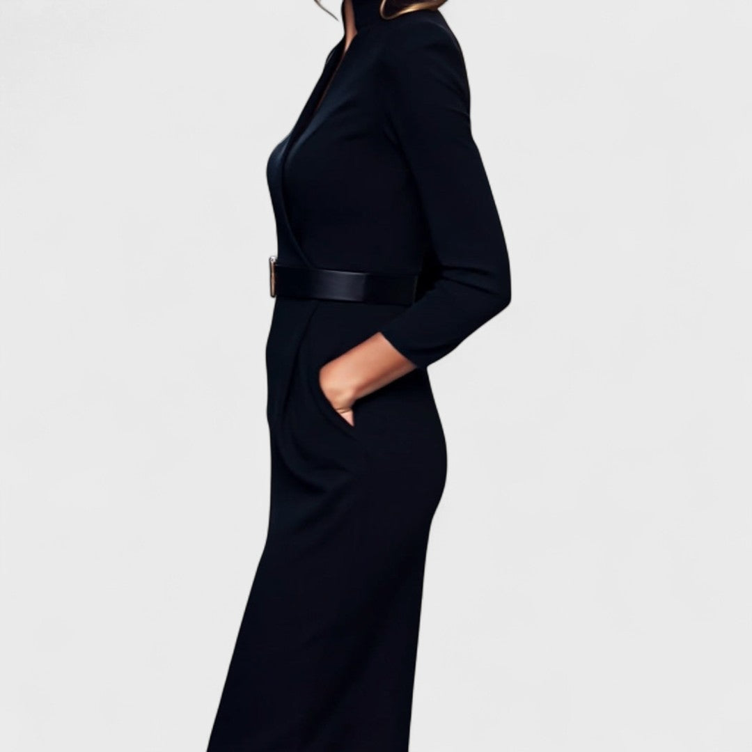 Zuzana | Elegantní černé šaty s páskem a límcem