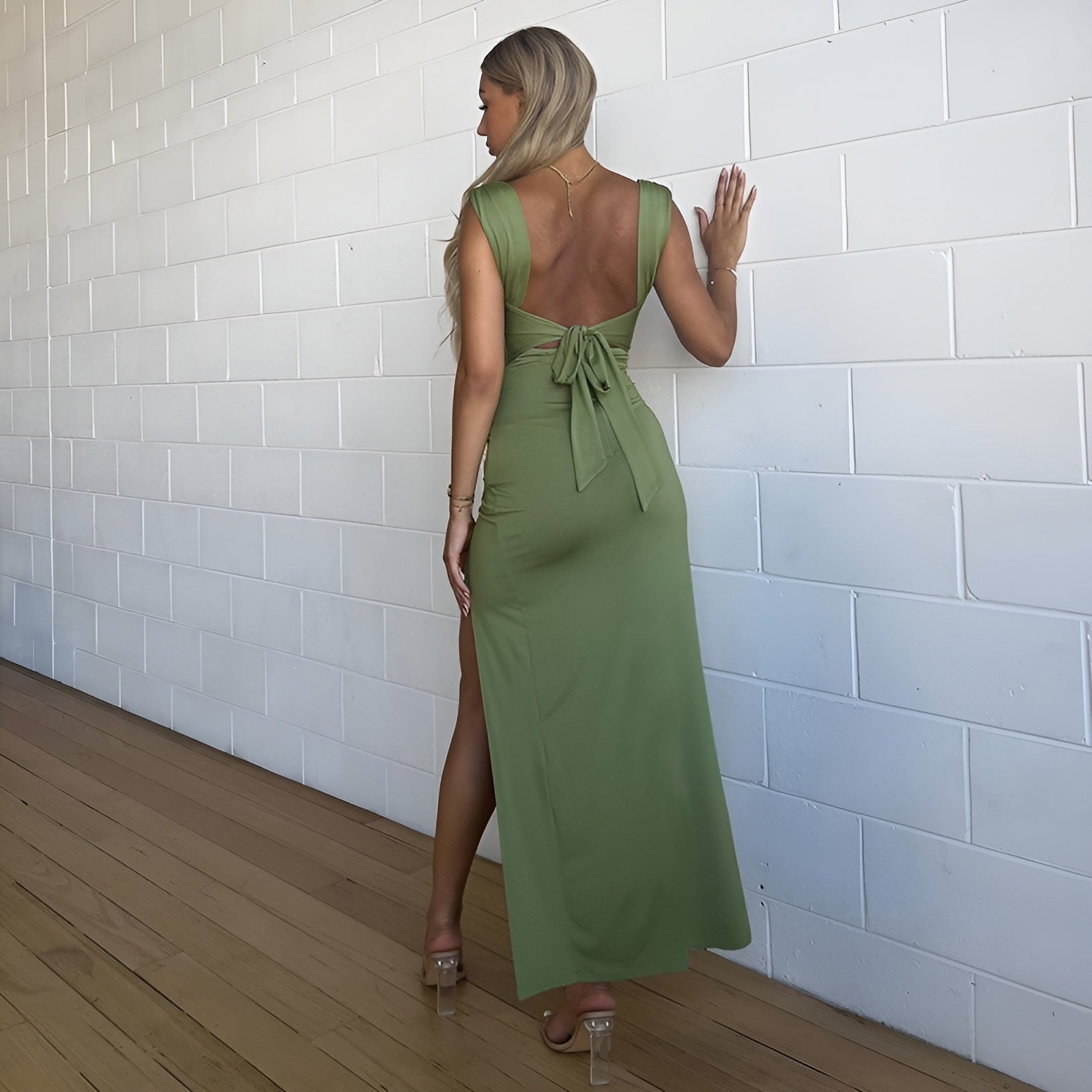 Klaudie | Elegantní midi šaty