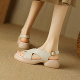 Kožené sandály s křížovým páskem