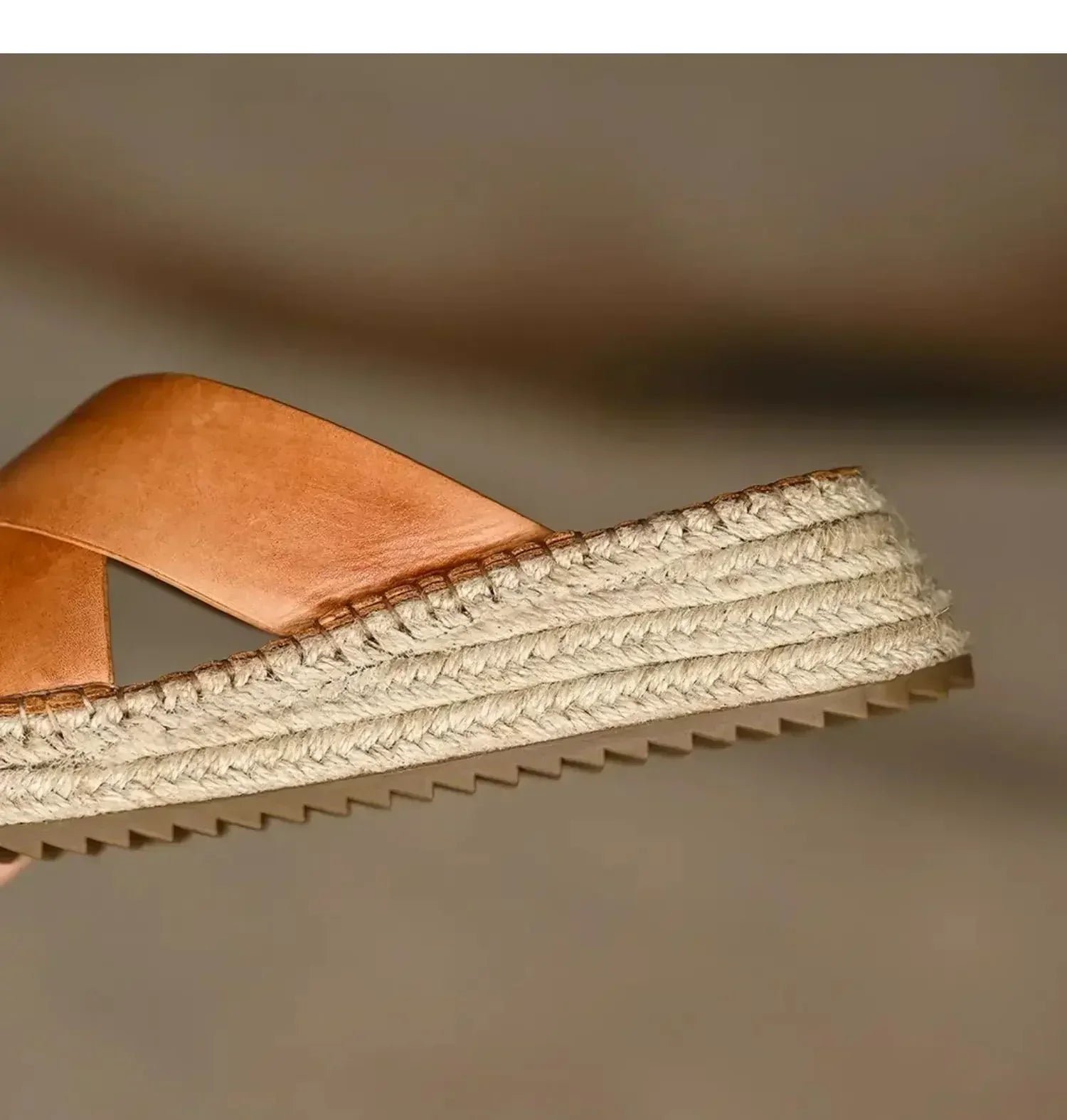 Kožené platformové sandály