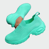Slip-on tenisky v městském stylu