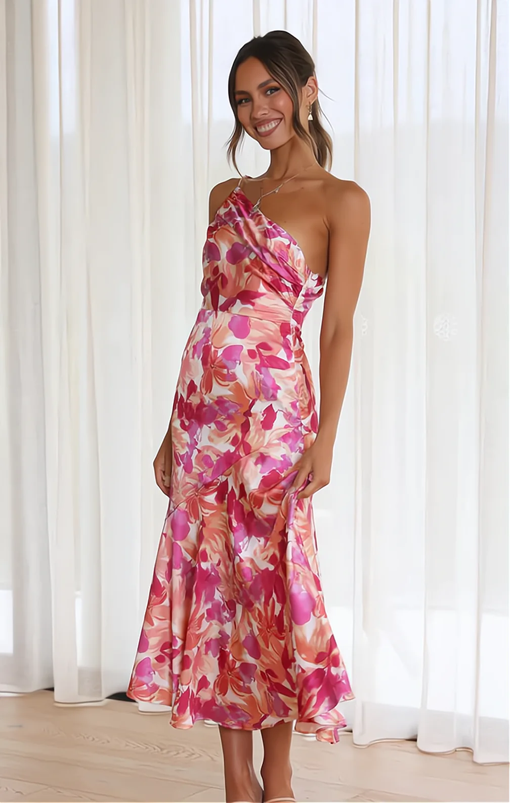 Florentýna | Elegantní letní šaty s květinami